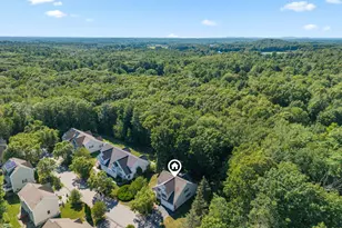 10 Cortland Ave, Stratham, NH 03885 - Photo 6