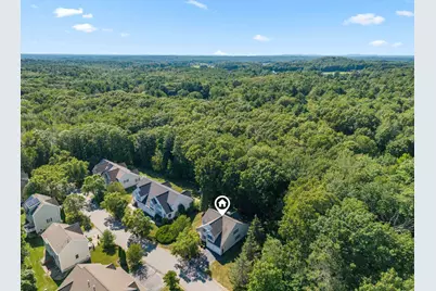 10 Cortland Avenue, Stratham, NH 03885 - Photo 4