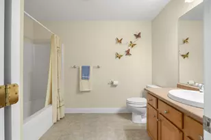 10 Cortland Ave, Stratham, NH 03885 - Photo 44