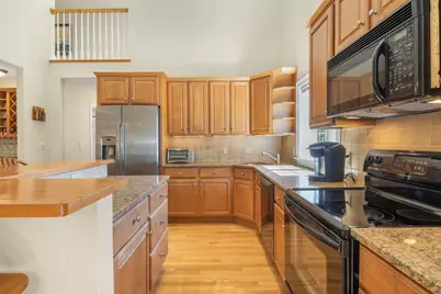 10 Cortland Avenue, Stratham, NH 03885 - Photo 16