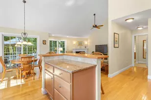 10 Cortland Ave, Stratham, NH 03885 - Photo 20