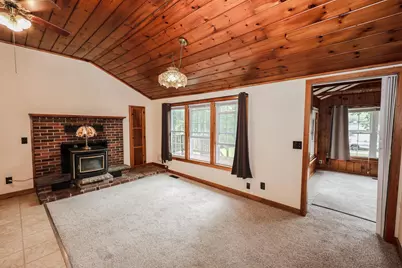 7 Holiday Shore Drive, Dunbarton, NH 03046 - Photo 2