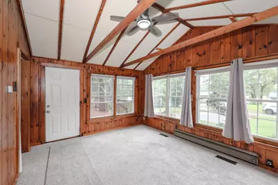 7 Holiday Shore Drive, Dunbarton, NH 03046 - Photo 4