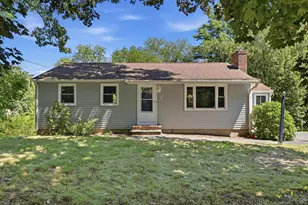 132 Haverhill Rd, Salem, NH 03079 - Photo 1