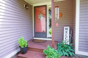 25 Villager Rd, Chester, NH 03036 - Photo 4