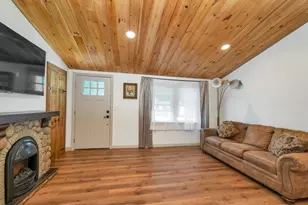 28 Mt Vernon St, Farmington, NH 03835 - Photo 8