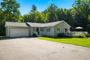 127A Green Rd, Raymond, NH 03077 - Photo 1