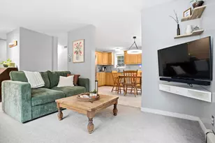 127A Green Rd, Raymond, NH 03077 - Photo 6