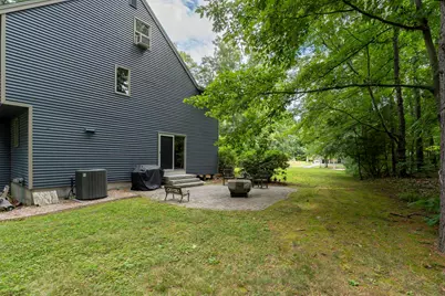 8 Seasons Lane, Londonderry, NH 03053 - Photo 44