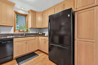 8 Seasons Lane, Londonderry, NH 03053 - Photo 16