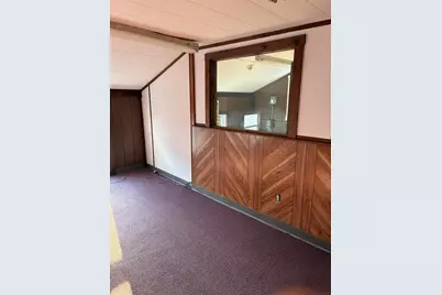 46 W Broadway Street #2nd floor, Derry, NH 03038 - Photo 12
