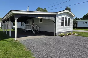 15 Cedar St, Colebrook, NH 03576 - Photo 2