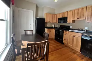313 Bridge St, Manchester, NH 03104 - Photo 6