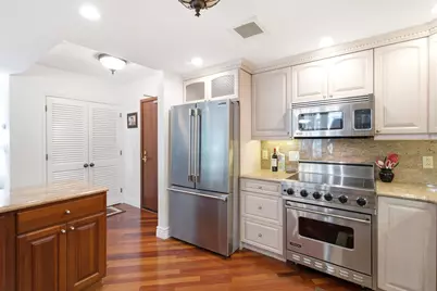 300 River Road #111, Manchester, NH 03104 - Photo 10
