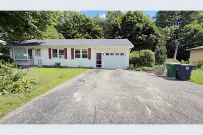 16 Marie Avenue, Nashua, NH 03063 - Photo 2