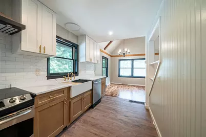 52 Pond Road, Derry, NH 03038 - Photo 6