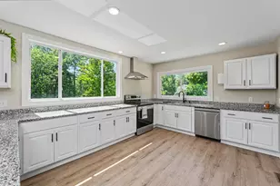 11 Wood Ln, Hollis, NH 03049 - Photo 8