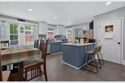 7 Island Street, Wilton, NH 03086 - Photo 2