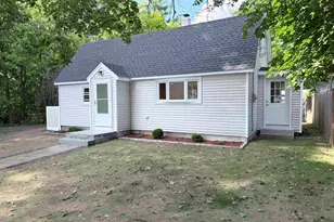 35 Highland Ave, Derry, NH 03038 - Photo 1