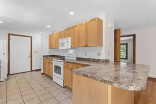 34 Old Milford Rd, Amherst, NH 03031 - Photo 28