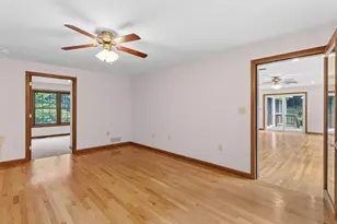 34 Old Milford Rd, Amherst, NH 03031 - Photo 26
