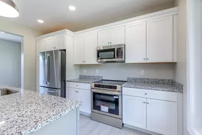 39 Windsor Lane #A, Hudson, NH 03051 - Photo 6