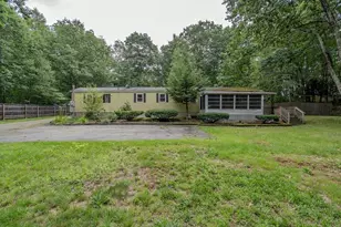 169 Calef Hwy, Lee, NH 03861 - Photo 34