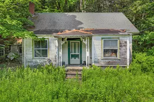 53 High St, Danbury, NH 03230 - Photo 2