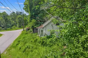 53 High St, Danbury, NH 03230 - Photo 10