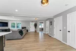 22 Birch Dr, Sandown, NH 03873 - Photo 20