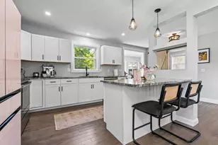 254 Arah St, Manchester, NH 03104 - Photo 4