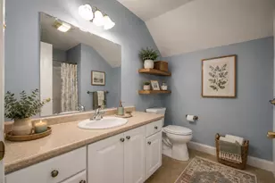 19 Town Village Dr, Salem, NH 03079 - Photo 44