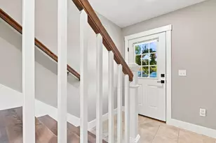 32 Charter St, Exeter, NH 03833 - Photo 4