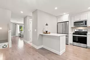 32 Charter St, Exeter, NH 03833 - Photo 8