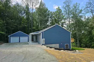 11 Hill St, Newport, NH 03773 - Photo 2