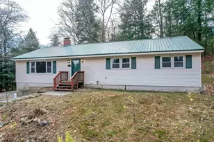9 Hilltop Dr, Plymouth, NH 03264 - Photo 1