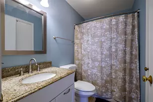 130 Eastern Ave, Manchester, NH 03104 - Photo 12
