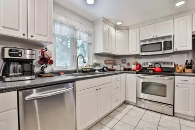 70 Avon Drive, Nashua, NH 03064 - Photo 24