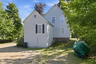 270 S Main St, Wolfeboro, NH 03894 - Photo 44
