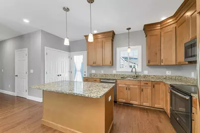 12 Toby Circle, Merrimack, NH 03054 - Photo 6