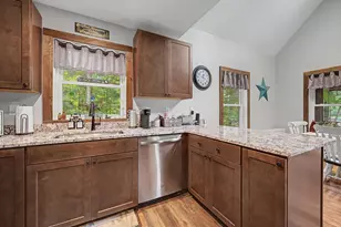 129 Stocker Pond Rd, Grantham, NH 03753 - Photo 10