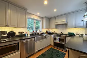 5 Finch Pl, Grantham, NH 03753 - Photo 4