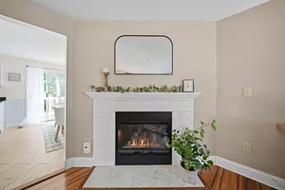 41 Beech Hill Avenue, Manchester, NH 03103 - Photo 2