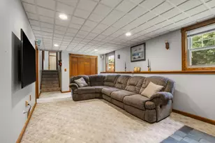 44 Toftree Ln, Dover, NH 03820 - Photo 10