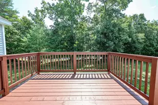 8 Rainbow Dr, Londonderry, NH 03053 - Photo 26