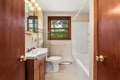28 Caron Avenue, Nashua, NH 03064 - Photo 10