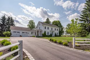 208 Silver Lake Rd, Hollis, NH 03049 - Photo 2