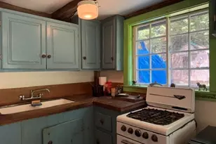 34 Blake Rd, Weare, NH 03281 - Photo 10