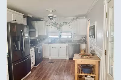 4 Bates Alley, Claremont, NH 03743 - Photo 4