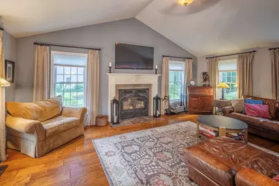 32 Wildewood Lane, Dover, NH 03820 - Photo 6
